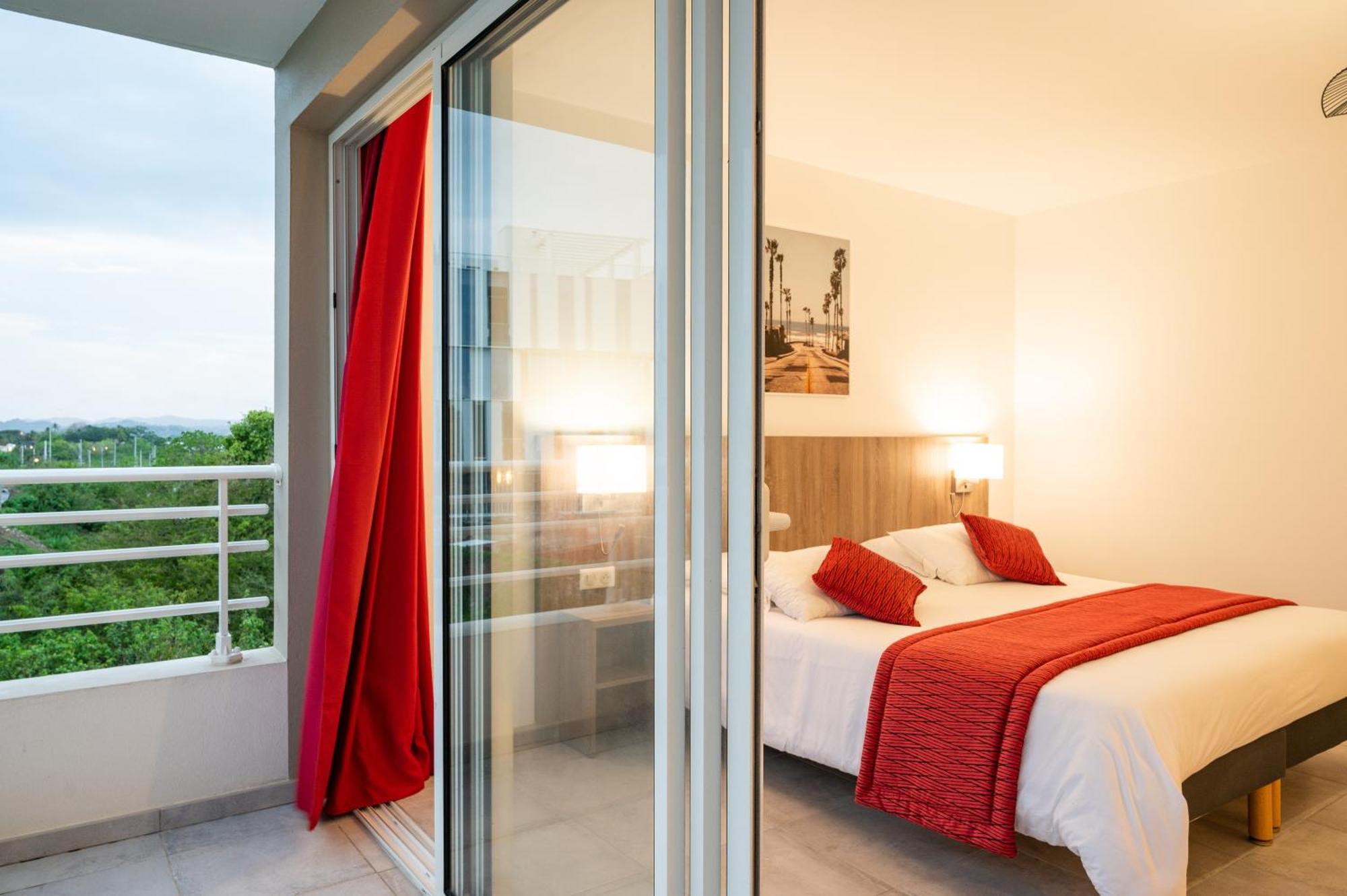 B&B Home Fort-De-France Marina المظهر الخارجي الصورة
